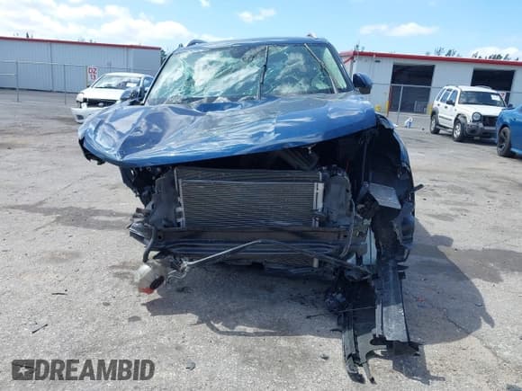 ✅ 2021 Volkswagen Atlas SEL • VIN: 1V2ER2CA0MC506328 • Lot: 42073240. Wystawiony na IAAI z przebiegiem Nie podano. Bezpłatny archiwum sprzedaży aukcyjnych z USA i szczegółowy raport historii pojazdu na DreamBid. Zdjęcie 13.