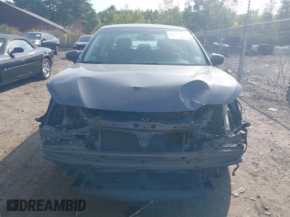 ✅ 2018 Subaru Legacy Premium • VIN: 4S3BNAC6XJ3031336 • Lot: 43291883. Wystawiony na IAAI z przebiegiem 58 586 mil. Bezpłatny archiwum sprzedaży aukcyjnych z USA i szczegółowy raport historii pojazdu na DreamBid. Zdjęcie 13.