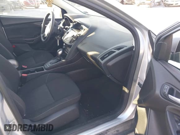 ✅ 2017 Ford Focus SE • VIN: 1FADP3F24HL252342 • Lot: 43656105. Listed on IAAI with 46,812 mi. Free auction sales archive from the USA and detailed vehicle history report at DreamBid. Image 5.