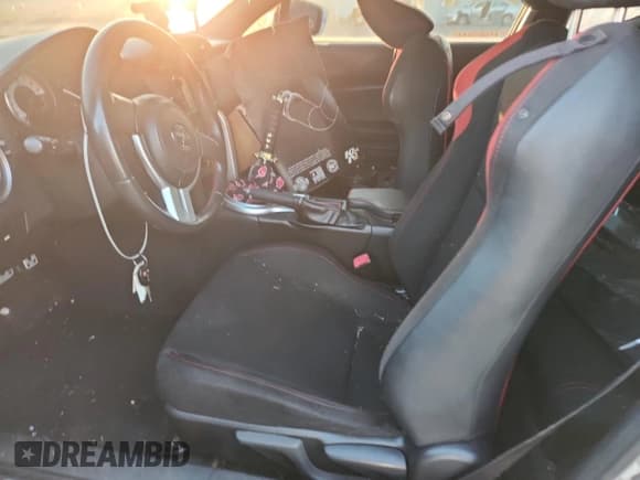 ✅ 2016 Scion FR-S • VIN: JF1ZNAA10G8708644 • Лот: 92320755. Опубликован ранее на Copart с пробегом 147 937 миль. Бесплатный доступ к архиву аукционных продаж из США и подробный отчёт об истории автомобиля на DreamBid. Изображение 7.