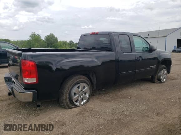 ✅ 2013 GMC Sierra 1500 SLT • VIN: 1GTR2WE71DZ212420 • Lot: 61867095. Listed on Copart with 148,498 mi. Free auction sales archive from the USA and detailed vehicle history report at DreamBid. Image 3.