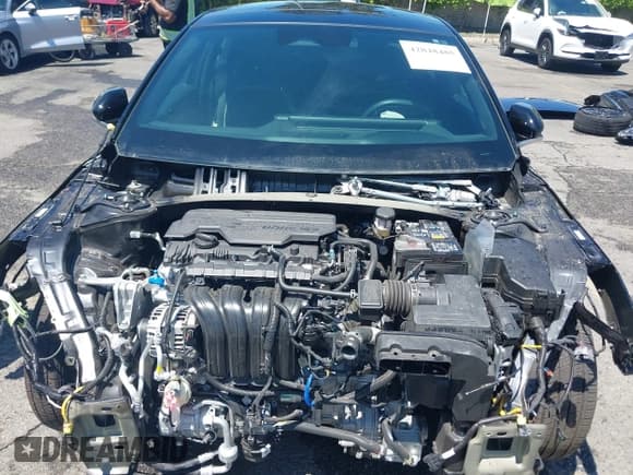 ✅ 2025 Kia K4 GT-Line • VIN: 3KPFW4DE5SE083571 • Лот: 42848485. Опубликован ранее на IAAI с пробегом 10 301 миль. Бесплатный доступ к архиву аукционных продаж из США и подробный отчёт об истории автомобиля на DreamBid. Изображение 10.