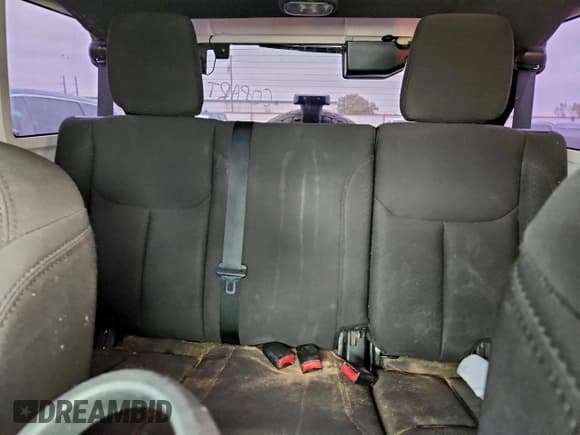 ✅ 2014 Jeep Wrangler Unlimited Sport • VIN: 1C4BJWDG6EL245178 • Лот: 95471365. Опубликован ранее на Copart с пробегом 150 766 миль. Бесплатный доступ к архиву аукционных продаж из США и подробный отчёт об истории автомобиля на DreamBid. Изображение 10.