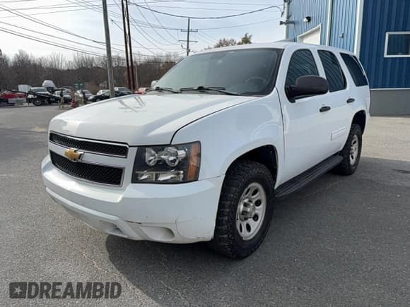 ✅ 2013 Chevrolet Tahoe Commercial • VIN: 1GNSK2E08DR336513 • Lot: 92187665. Wystawiony na Copart z przebiegiem 54 514 mil. Bezpłatny archiwum sprzedaży aukcyjnych z USA i szczegółowy raport historii pojazdu na DreamBid. Zdjęcie 2.