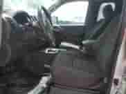 2016 Nissan Frontier SV z VIN 1N6AD0CW9GN755019, wystawiony jako Copart lot #84874045 z przebiegiem 26 455 mil mil oraz Szkoda całkowita • Salvage title. Historia ofert i sprzedaży dostępna na DreamBid. Obrazek 7.