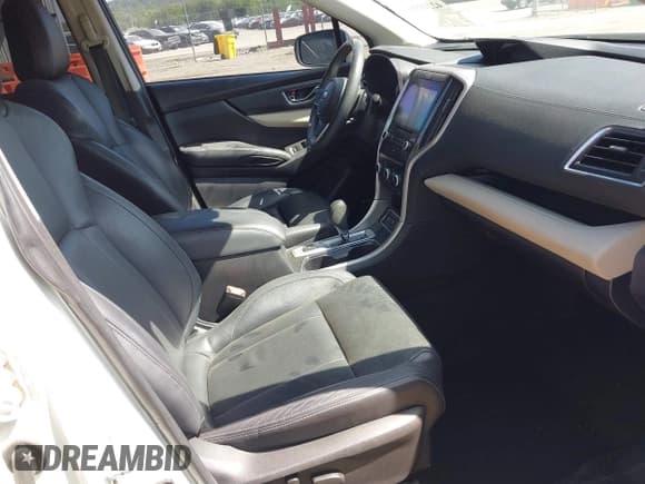 ✅ 2020 Subaru Ascent Limited • VIN: 4S4WMAPDXL3421851 • Lot: 42245519. Wystawiony na IAAI z przebiegiem 117 649 mil. Bezpłatny archiwum sprzedaży aukcyjnych z USA i szczegółowy raport historii pojazdu na DreamBid. Zdjęcie 5.