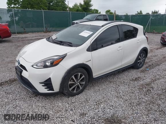 ✅ 2018 Toyota Prius One • VIN: JTDKDTB35J1607514 • Лот: 42363452. Опубликован ранее на IAAI с пробегом 131 866 миль. Бесплатный доступ к архиву аукционных продаж из США и подробный отчёт об истории автомобиля на DreamBid. Изображение 2.