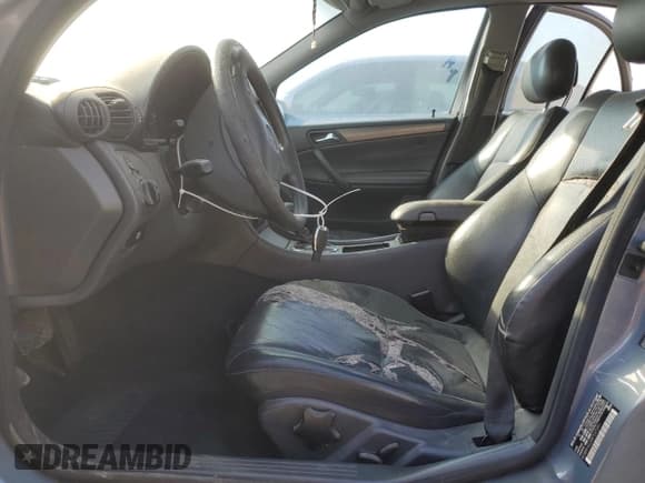 ✅ 2004 Mercedes-Benz C 230 Kompressor • VIN: WDBRF40J34F537291 • Lot: 84292144. Listed on Copart with 199,990 mi. Free auction sales archive from the USA and detailed vehicle history report at DreamBid. Image 7.