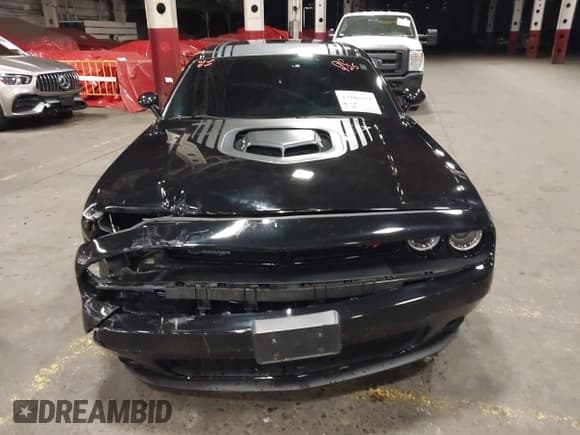 ✅ 2015 Dodge Challenger R/T • VIN: 2C3CDZAT5FH855638 • Lot: 43306634. Wystawiony na IAAI z przebiegiem 83 453 mil. Bezpłatny archiwum sprzedaży aukcyjnych z USA i szczegółowy raport historii pojazdu na DreamBid. Zdjęcie 13.