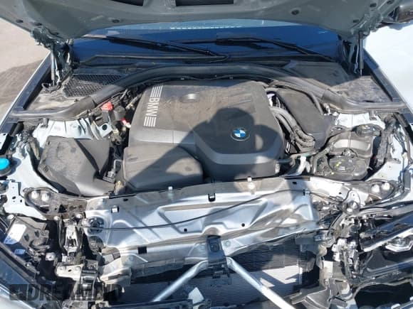 ✅ 2025 BMW 3 Series 330i • VIN: 3MW69CW00S8F14140 • Lot: 43388403. Listed on IAAI with 23,967 mi. Free auction sales archive from the USA and detailed vehicle history report at DreamBid. Image 10.