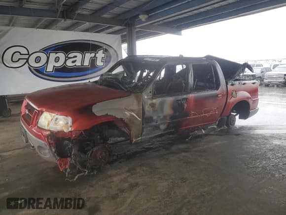 ✅ 2002 Ford Explorer Sport Trac Value • VIN: 1FMZU77E72UC29756 • Lot: 92678695. Listed on Copart with Not provided. Free auction sales archive from the USA and detailed vehicle history report at DreamBid. Image 1.