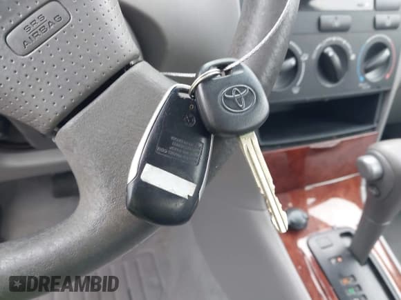 ✅ 2007 Toyota Corolla CE • VIN: 2T1BR32E47C719356 • Lot: 43575723. Wystawiony na IAAI z przebiegiem 180 707 mil. Bezpłatny archiwum sprzedaży aukcyjnych z USA i szczegółowy raport historii pojazdu na DreamBid. Zdjęcie 11.