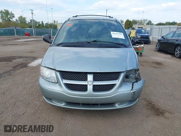 ✅ 2003 Dodge Caravan Sport • VIN: 2D4GP44R83R328676 • Lot: 43239791. Listed on IAAI with 139,555 mi. Free auction sales archive from the USA and detailed vehicle history report at DreamBid. Image 12.