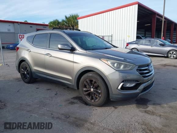 2017 Hyundai Santa Fe 2.0T с VIN 5XYZU4LA0HG487276, выставлен на аукционе IAAI как лот 41441697 с пробегом 118 248 миль миль и . История ставок и продаж доступна на DreamBid. Изображение 1.