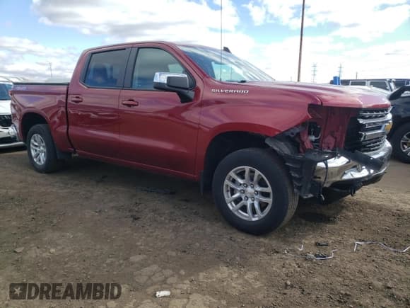 ✅ 2020 Chevrolet Silverado 1500 LT • VIN: 1GCUYDED0LZ323297 • Lot: 79124984. Wystawiony na Copart z przebiegiem 61 392 mil. Bezpłatny archiwum sprzedaży aukcyjnych z USA i szczegółowy raport historii pojazdu na DreamBid. Zdjęcie 4.