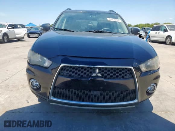✅ 2012 Mitsubishi Outlander SE • VIN: JA4JT3AW8CU025588 • Lot: 69229165. Listed on Copart with 205,762 mi. Free auction sales archive from the USA and detailed vehicle history report at DreamBid. Image 5.