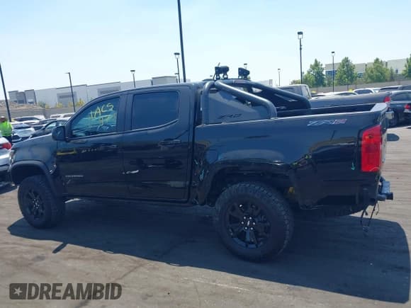 ✅ 2022 Chevrolet Colorado 4WD ZR2 • VIN: 1GCGTEEN2N1217607 • Лот: 42938996. Опубликован ранее на IAAI с пробегом 24 632 миль. Бесплатный доступ к архиву аукционных продаж из США и подробный отчёт об истории автомобиля на DreamBid. Изображение 15.