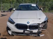 ✅ 2022 BMW 2 Series 228i • VIN: WBA53AK01N7K13261 • Lot: 42998411. Wystawiony na IAAI z przebiegiem 50 040 mil. Bezpłatny archiwum sprzedaży aukcyjnych z USA i szczegółowy raport historii pojazdu na DreamBid. Zdjęcie 13.