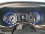 ✅ 2018 Chrysler Pacifica Touring L • VIN: 2C4RC1BG6JR262367 • Lot: 93233715. Wystawiony na Copart z przebiegiem 105 893 mil. Bezpłatny archiwum sprzedaży aukcyjnych z USA i szczegółowy raport historii pojazdu na DreamBid. Zdjęcie 9.