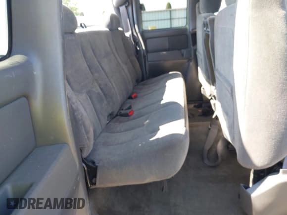 ✅ 2005 Chevrolet Silverado 2500HD LT • VIN: 1GCHK29295E193191 • Лот: 43243462. Опубликован ранее на IAAI с пробегом Не указан. Бесплатный доступ к архиву аукционных продаж из США и подробный отчёт об истории автомобиля на DreamBid. Изображение 8.