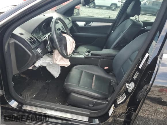 ✅ 2010 Mercedes-Benz C 300 Sport • VIN: WDDGF5EBXAR091348 • Lot: 85000605. Listed on Copart with Not provided. Free auction sales archive from the USA and detailed vehicle history report at DreamBid. Image 7.