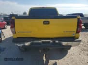 ✅ 2004 Chevrolet Silverado 2500HD LS • VIN: 1GCHK23U14F190207 • Lot: 81964065. Wystawiony na Copart z przebiegiem 150 202 mil. Bezpłatny archiwum sprzedaży aukcyjnych z USA i szczegółowy raport historii pojazdu na DreamBid. Zdjęcie 6.