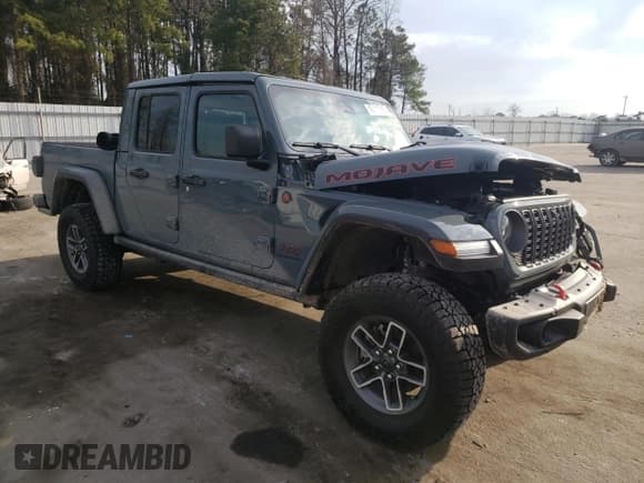 ✅ 2024 Jeep Gladiator Mojave X • VIN: 1C6JJTEG5RL115608 • Lot: 46787955. Listed on Copart with 7,283 mi. Free auction sales archive from the USA and detailed vehicle history report at DreamBid. Image 4.