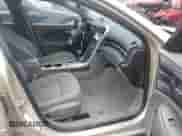 2013 Chevrolet Malibu LS z VIN 1G11A5SA9DF313449, wystawiony jako IAAI lot #42320851 z przebiegiem 123 722 mil mil oraz . Historia ofert i sprzedaży dostępna na DreamBid. Obrazek 5.