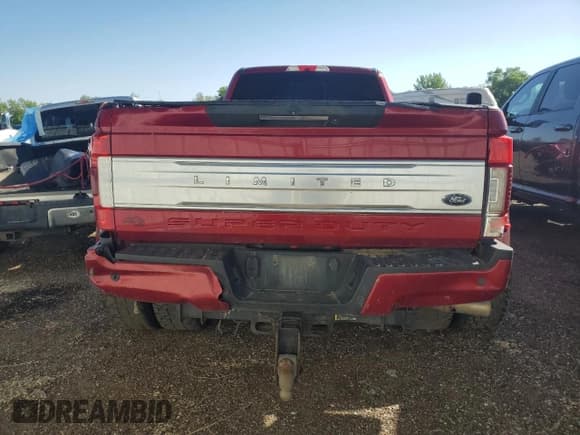 ✅ 2018 Ford F-350 XL • VIN: 1FT8W3DT6JEB51114 • Lot: 56500315. Wystawiony na Copart z przebiegiem 212 324 mil. Bezpłatny archiwum sprzedaży aukcyjnych z USA i szczegółowy raport historii pojazdu na DreamBid. Zdjęcie 6.