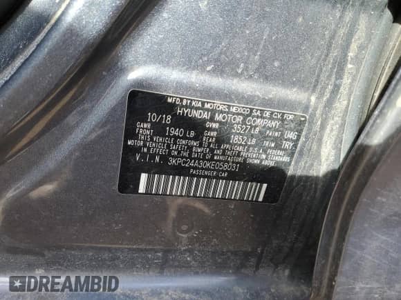 2019 Hyundai Accent SE z VIN 3KPC24A30KE058031, wystawiony jako Copart lot #43441624 z przebiegiem Nie podano mil oraz Szkoda całkowita • Salvage title. Historia ofert i sprzedaży dostępna na DreamBid. Obrazek 12.