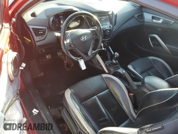 ✅ 2013 Hyundai Veloster Turbo • VIN: KMHTC6AE4DU179641 • Lot: 85915125. Listed on Copart with 95,967 mi. Free auction sales archive from the USA and detailed vehicle history report at DreamBid. Image 8.