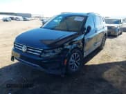 ✅ 2019 Volkswagen Tiguan SE • VIN: 3VV2B7AX8KM164699 • Lot: 43345517. Wystawiony na IAAI z przebiegiem 72 312 mil. Bezpłatny archiwum sprzedaży aukcyjnych z USA i szczegółowy raport historii pojazdu na DreamBid. Zdjęcie 6.