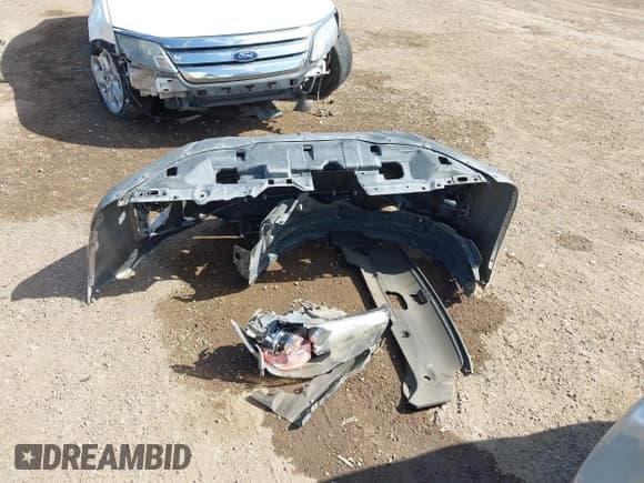 ✅ 2014 Mitsubishi Outlander SE • VIN: 4A4AP4AU8EE014658 • Lot: 43254026. Wystawiony na IAAI z przebiegiem 121 851 mil. Bezpłatny archiwum sprzedaży aukcyjnych z USA i szczegółowy raport historii pojazdu na DreamBid. Zdjęcie 12.