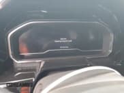 ✅ 2025 Chevrolet Silverado 1500 High Country • VIN: 3GCPAFEDXSG259927 • Lot: 70628155. Wystawiony na Copart z przebiegiem Nie podano. Bezpłatny archiwum sprzedaży aukcyjnych z USA i szczegółowy raport historii pojazdu na DreamBid. Zdjęcie 9.