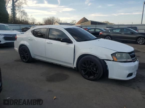 ✅ 2014 Dodge Avenger SE • VIN: 1C3CDZAB5EN220366 • Лот: 79251304. Опубликован ранее на Copart с пробегом 127 634 миль. Бесплатный доступ к архиву аукционных продаж из США и подробный отчёт об истории автомобиля на DreamBid. Изображение 4.