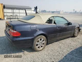 ✅ 2003 Mercedes-Benz CLK 320 • VIN: WDBLK65G33T139654 • Лот: 73169214. Опубликован ранее на Copart с пробегом 60 448 миль. Бесплатный доступ к архиву аукционных продаж из США и подробный отчёт об истории автомобиля на DreamBid. Изображение 3.