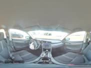 ✅ 2018 Honda Civic LX • VIN: 2HGFC2F59JH562509 • Lot: 90865295. Wystawiony na Copart z przebiegiem 121 871 mil. Bezpłatny archiwum sprzedaży aukcyjnych z USA i szczegółowy raport historii pojazdu na DreamBid. Zdjęcie 15.