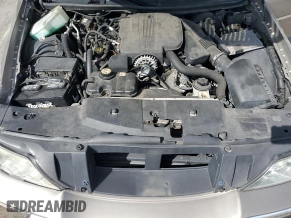 ✅ 2008 Lincoln Town Car Limited • VIN: 2LNHM82W38X657360 • Lot: 81413475. Listed on Copart with 133,445 mi. Free auction sales archive from the USA and detailed vehicle history report at DreamBid. Image 11.