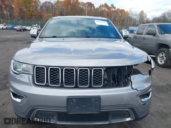 ✅ 2018 Jeep Grand Cherokee Limited • VIN: 1C4RJFBG7JC180997 • Lot: 43614446. Wystawiony na IAAI z przebiegiem 128 111 mil. Bezpłatny archiwum sprzedaży aukcyjnych z USA i szczegółowy raport historii pojazdu na DreamBid. Zdjęcie 12.