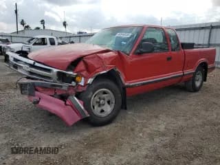 ✅ 1995 Chevrolet S-10 LS • VIN: 1GCCS19Z2S8114035 • Лот: 44546555. Опубликован ранее на Copart с пробегом 185 818 миль. Бесплатный доступ к архиву аукционных продаж из США и подробный отчёт об истории автомобиля на DreamBid. Изображение 1.