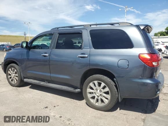 ✅ 2008 Toyota Sequoia Limited • VIN: 5TDBY68A68S010249 • Lot: 62191855. Listed on Copart with 266,997 mi. Free auction sales archive from the USA and detailed vehicle history report at DreamBid. Image 2.