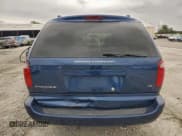 ✅ 2002 Dodge Caravan EX • VIN: 2B4GP74L22R523257 • Lot: 95723235. Listed on Copart with 71,312 mi. Free auction sales archive from the USA and detailed vehicle history report at DreamBid. Image 6.