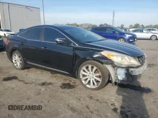 ✅ 2012 Hyundai Azera • VIN: KMHFH4JG0CA168916 • Лот: 53183675. Опубликован ранее на Copart с пробегом 227 570 миль. Бесплатный доступ к архиву аукционных продаж из США и подробный отчёт об истории автомобиля на DreamBid. Изображение 4.