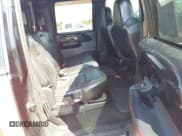 ✅ 2004 Ford F-250 XL • VIN: 1FTNW21P44EC95057 • Lot: 43220194. Listed on IAAI with 286,653 mi. Free auction sales archive from the USA and detailed vehicle history report at DreamBid. Image 8.