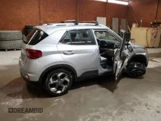 ✅ 2023 Hyundai Venue SEL • VIN: KMHRC8A33PU212167 • Lot: 45929735. Listed on Copart with 19,730 mi. Free auction sales archive from the USA and detailed vehicle history report at DreamBid. Image 3.