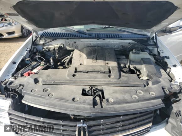 ✅ 2013 Lincoln Navigator • VIN: 5LMJJ2J57DEL06153 • Лот: 90696205. Опубликован ранее на Copart с пробегом Не указан. Бесплатный доступ к архиву аукционных продаж из США и подробный отчёт об истории автомобиля на DreamBid. Изображение 11.