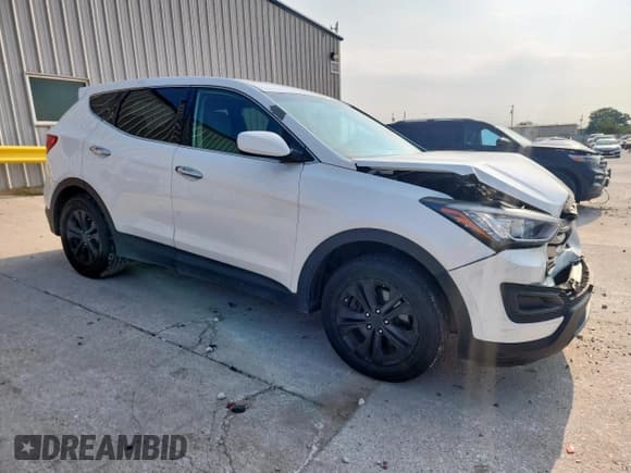 ✅ 2015 Hyundai Santa Fe • VIN: 5XYZTDLB4FG256034 • Лот: 70723365. Опубликован ранее на Copart с пробегом 133 656 миль. Бесплатный доступ к архиву аукционных продаж из США и подробный отчёт об истории автомобиля на DreamBid. Изображение 4.