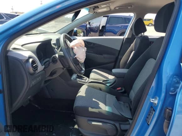 2021 Hyundai Kona SEL z VIN KM8K2CAA9MU601297, wystawiony jako Copart lot #68967475 z przebiegiem Nie podano mil oraz Szkoda całkowita • Salvage title. Historia ofert i sprzedaży dostępna na DreamBid. Obrazek 7.