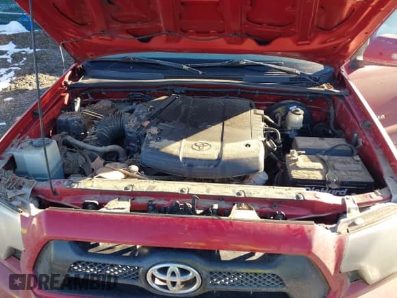 ✅ 2015 Toyota Tacoma • VIN: 3TMLU4ENXFM193955 • Lot: 41634323. Listed on IAAI with 103,480 mi. Free auction sales archive from the USA and detailed vehicle history report at DreamBid. Image 10.