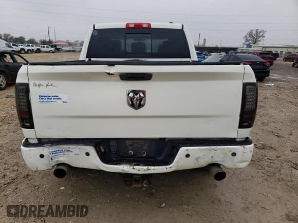 ✅ 2009 Dodge 1500 Sport • VIN: 1D3HB13T39S703531 • Lot: 83464904. Wystawiony na Copart z przebiegiem 295 023 mil. Bezpłatny archiwum sprzedaży aukcyjnych z USA i szczegółowy raport historii pojazdu na DreamBid. Zdjęcie 6.